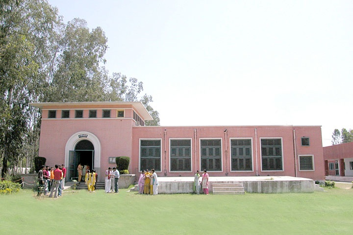 https://cache.careers360.mobi/media/colleges/social-media/media-gallery/8412/2020/1/11/College Administrative Building View of Nawab Jassa Singh Ahluwalia Government College Kapurthala_Campus-View.png